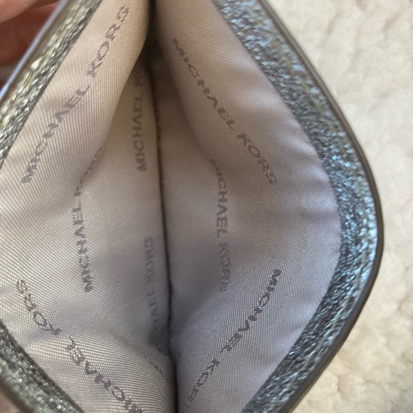 Micheal Kors card case - Picture 4 of 5